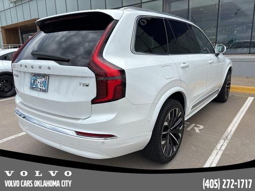 Crystal White Metallic 2025 Volvo XC90 Plug-In Hybrid T8 Plus 7-Seater
