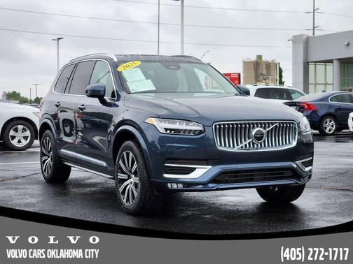 2025 Volvo XC90 B5 Core