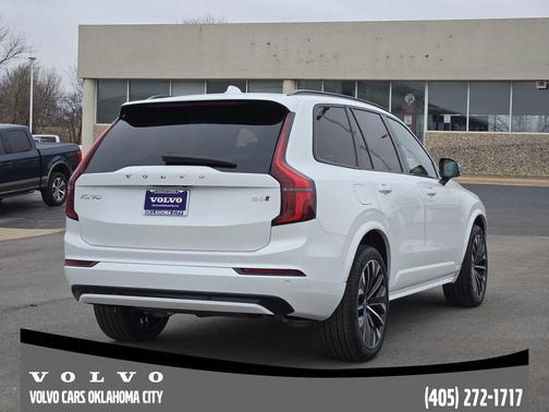 2026 Volvo XC90 B6 Ultra Dark Theme 6-Seater