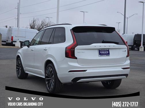 2026 Volvo XC90 B6 Ultra Dark Theme 6-Seater