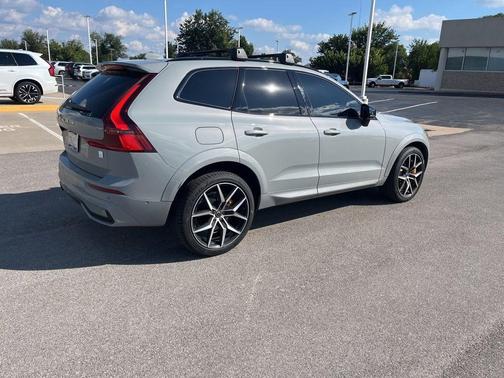 2026 Volvo XC60 Plug-In Hybrid T8 Polestar Engineered