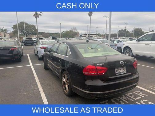 2015 Volkswagen Passat 1.8T Auto SE