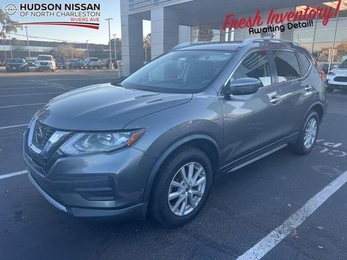 2020 Nissan Rogue SV