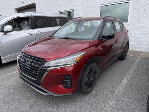 2021 Nissan Kicks SR