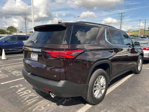 2022 Chevrolet Traverse LT Cloth