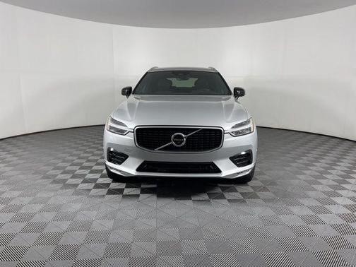 2018 Volvo XC60 T6 R-Design