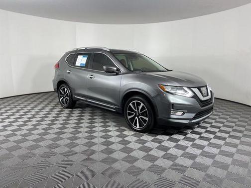 2017 Nissan Rogue SL