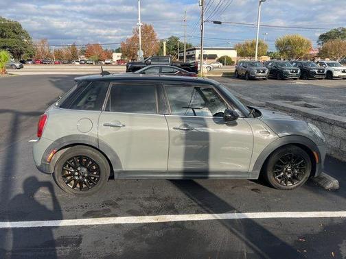 2016 MINI Hardtop Cooper