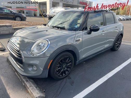 2016 MINI Hardtop Cooper