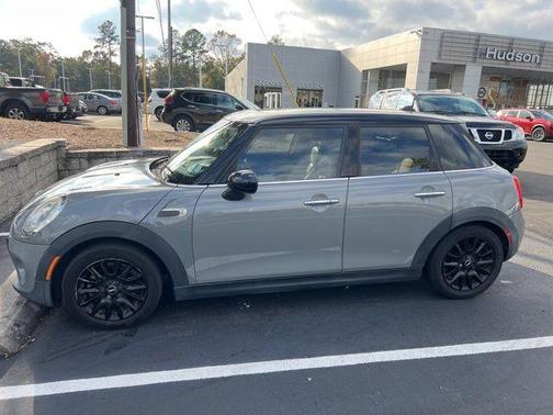 2016 MINI Hardtop Cooper