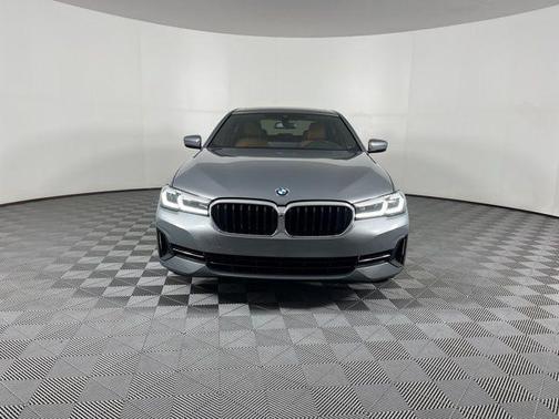 2023 BMW 540 i