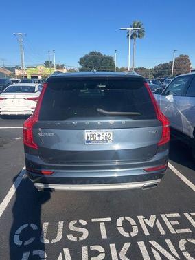 2020 Volvo XC90 T6 Momentum 7 Passenger