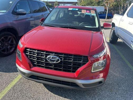 2022 Hyundai VENUE SE
