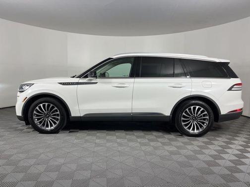 2023 Lincoln Aviator Standard RWD