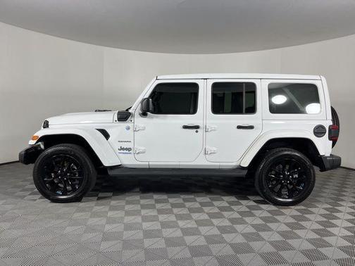 2022 Jeep Wrangler Unlimited 4xe Sahara