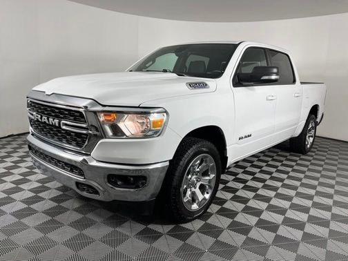 Bright White Clearcoat 2022 RAM 1500 Big Horn