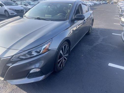 2020 Nissan Altima 2.5 SR