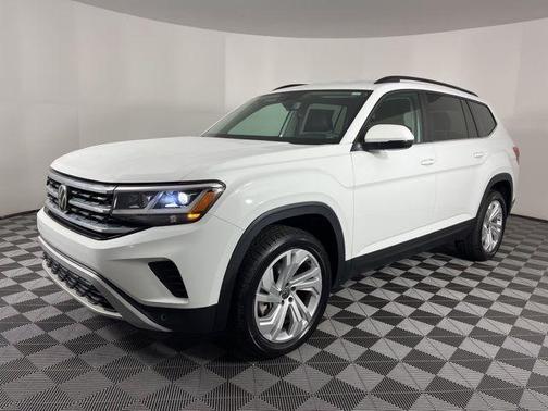 2023 Volkswagen Atlas 3.6L SE w/Technology