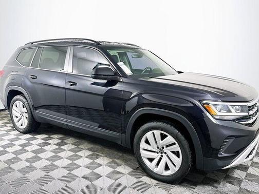 2022 Volkswagen Atlas 3.6L SE w/Technology
