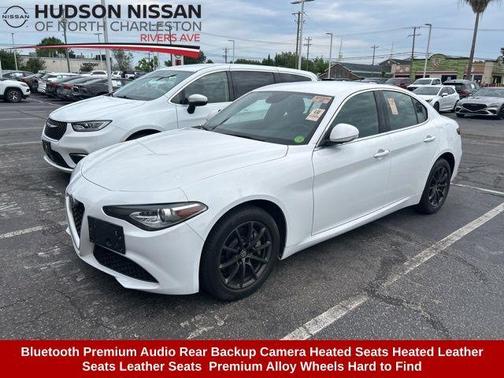 2019 Alfa Romeo Giulia Base