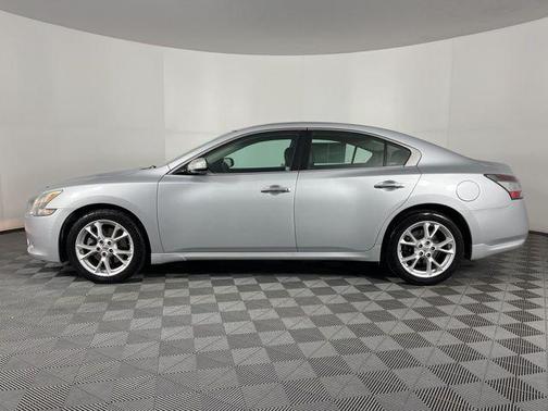2012 Nissan Maxima SV