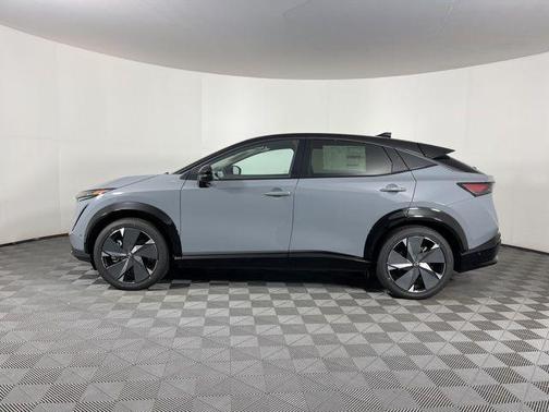 2025 Nissan ARIYA PLATINUM+