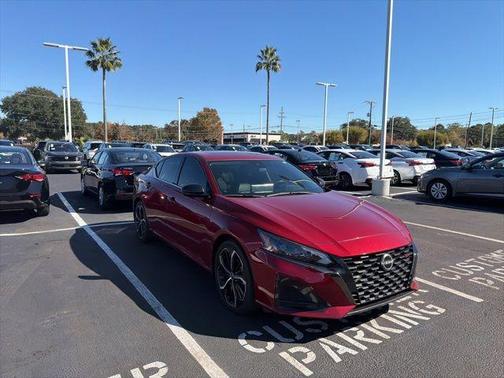 2023 Nissan Altima 2.5 SR