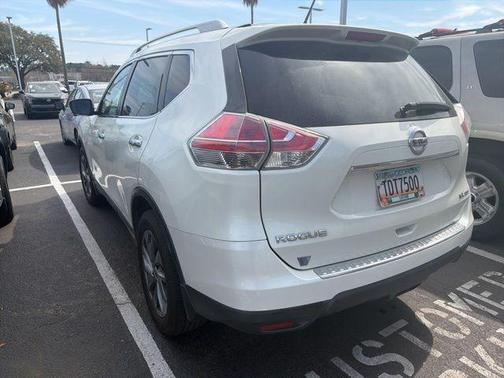 2015 Nissan Rogue SL