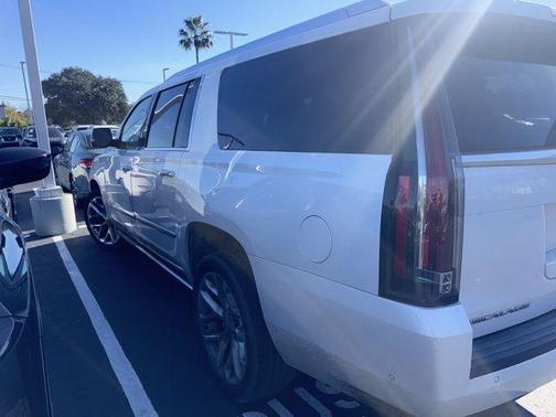 2019 Cadillac Escalade ESV Platinum