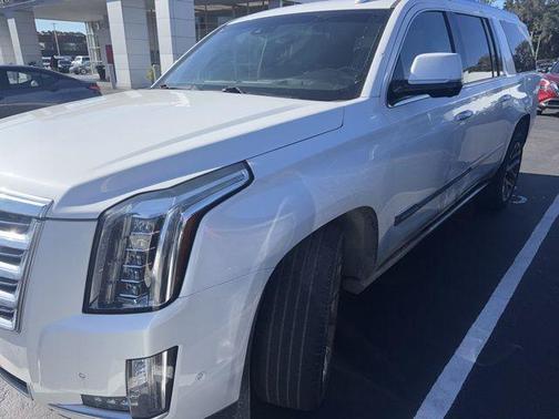 2019 Cadillac Escalade ESV Platinum