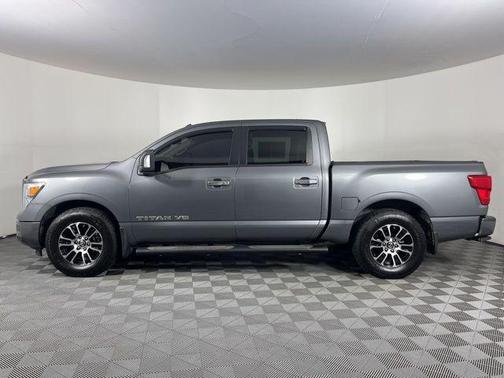 2020 Nissan Titan SV