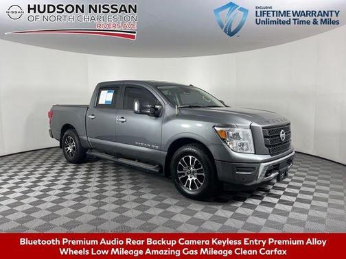 2020 Nissan Titan SV