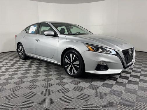 2022 Nissan Altima 2.5 SL
