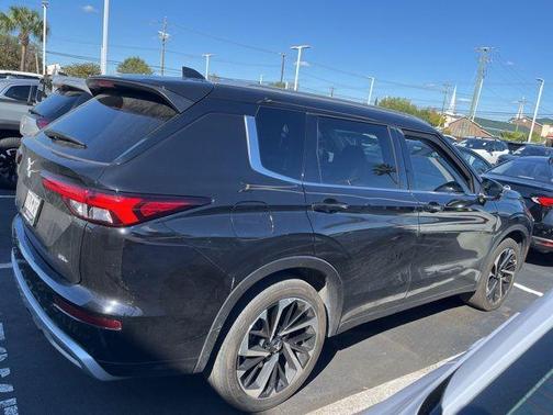 2024 Mitsubishi Outlander SEL