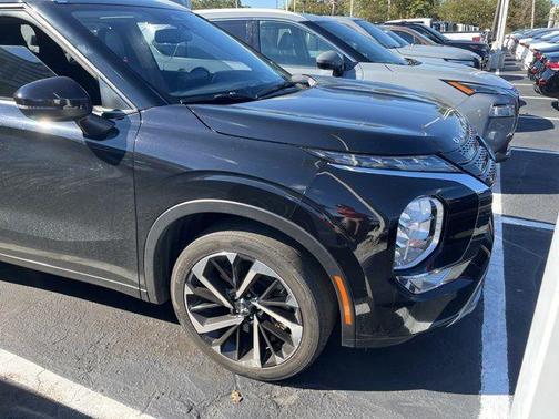 2024 Mitsubishi Outlander SEL