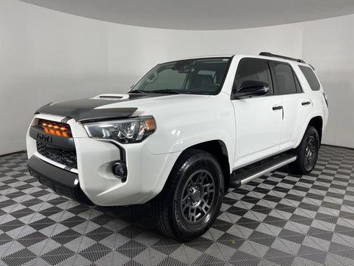 2020 Toyota 4Runner Venture