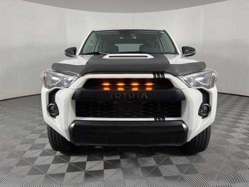 2020 Toyota 4Runner Venture