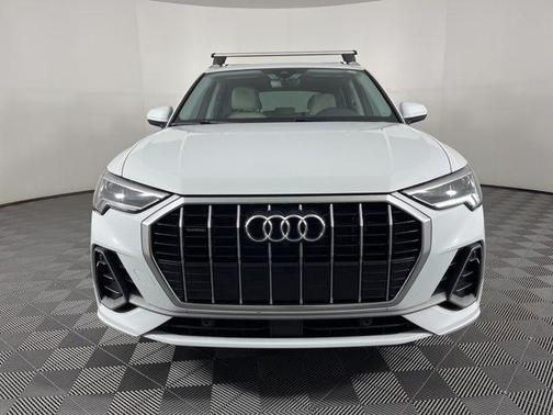 2022 Audi Q3 45 S line Premium