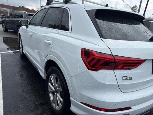 2022 Audi Q3 45 S line Premium