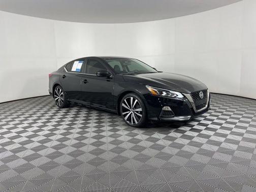 2021 Nissan Altima 2.5 SR