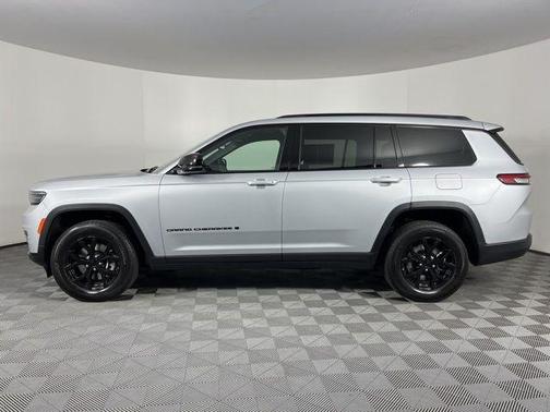 2024 Jeep Grand Cherokee L Laredo