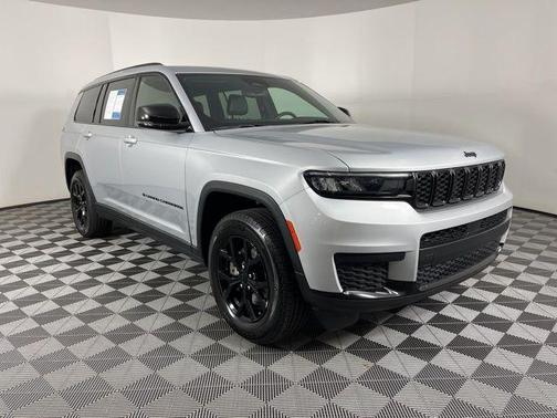 2024 Jeep Grand Cherokee L Laredo