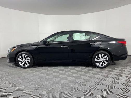 2025 Nissan Altima S