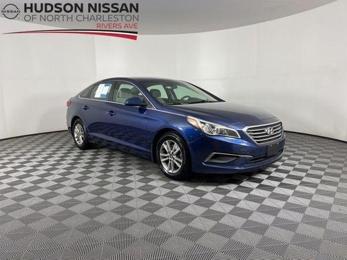 2017 Hyundai SONATA SE