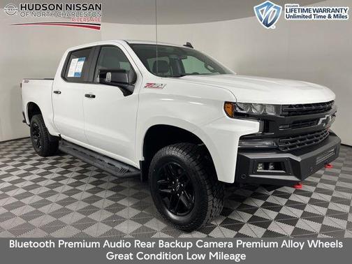 Summit White 2022 Chevrolet Silverado 1500 Limited LT Trail Boss