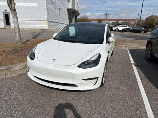 2022 Tesla Model 3 Long Range