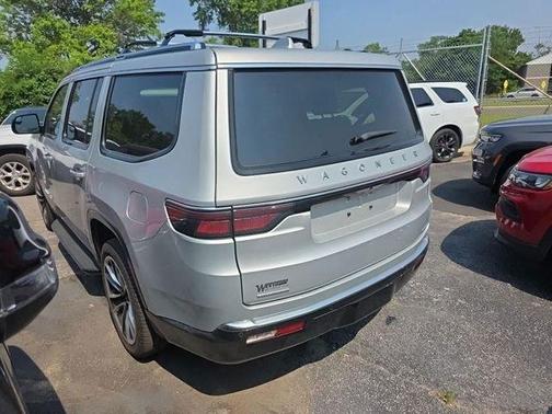 Silver 2023 Jeep Wagoneer Series II