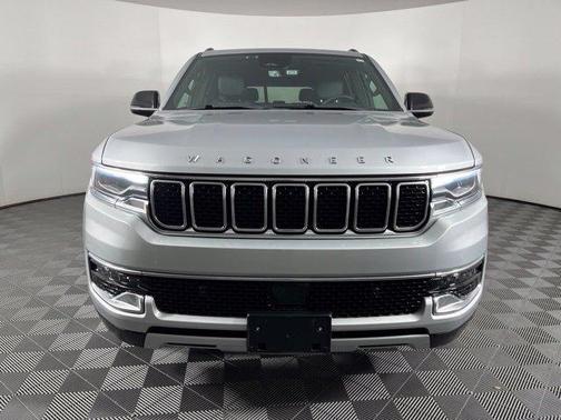 Silver Zynith 2023 Jeep Wagoneer Series II