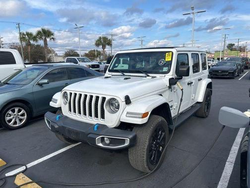 2022 Jeep Wrangler Unlimited 4xe Sahara