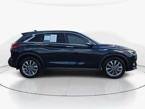 2022 INFINITI QX50 Pure